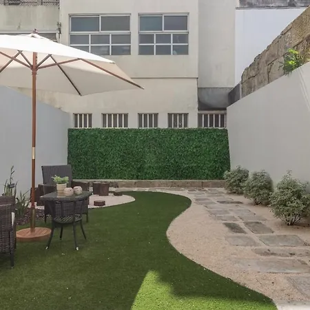 Charmhouse Garden Downtown Apartment Porto