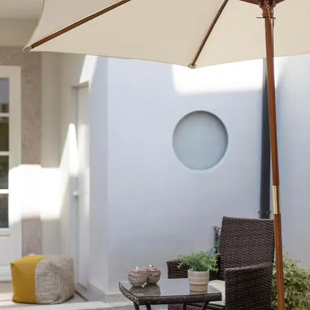 Apartamento Charmhouse Garden Downtown